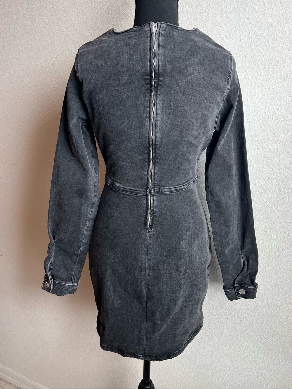 Noisy May NMPELLA Dark Charcoal Washed Denim Fitted Waist Mini Dress S - Picture 4 of 9